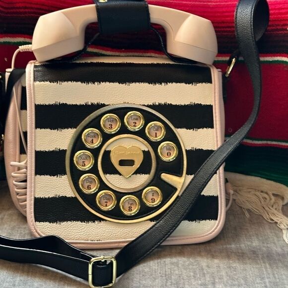 Betsey Johnson Kitsch Phone Retro Stripe Purse Crossbody Bag Call Me NWT - Picture 5 of 5